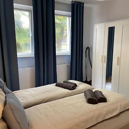 City Apartment 3 Krefeld - 20 Km Dus Airport/Messe Bagian luar foto