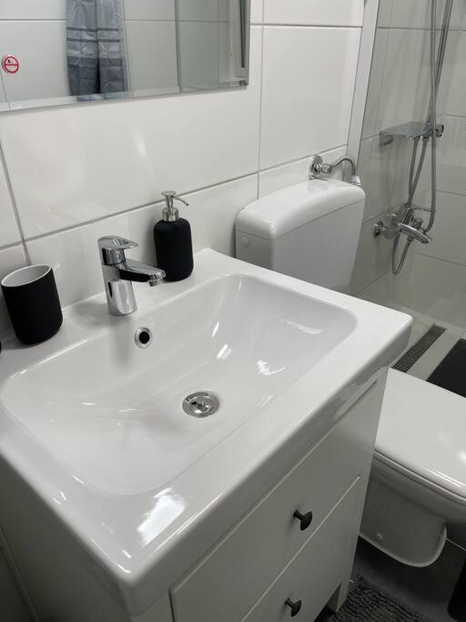 City Apartment 3 Krefeld - 20 Km Dus Airport/Messe Bagian luar foto
